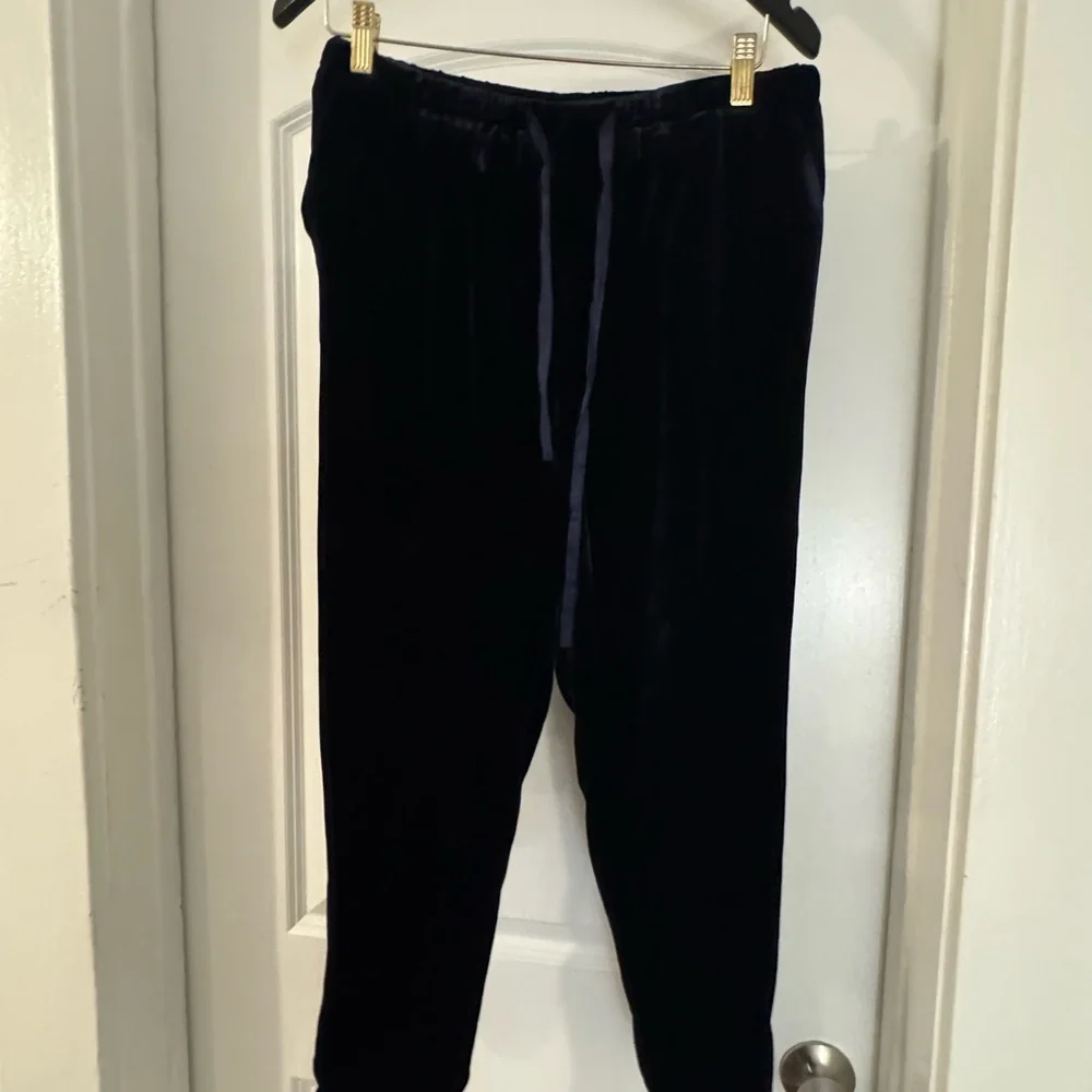 Joie Velvet and Satin Women's Blazer Pant set - Picture 4 of 13
